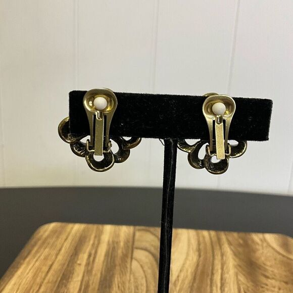 Vintage Heidi Daus Silver Rhinestone Embellised Rattan Bow Clip Earrings Stateme - Picture 4 of 5